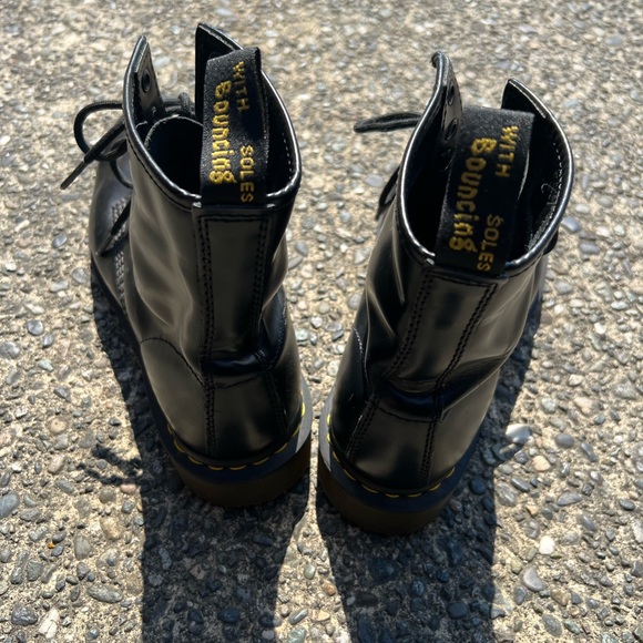 Dr. Martens Black Leather Combat Boots size US 10 - Picture 3 of 5